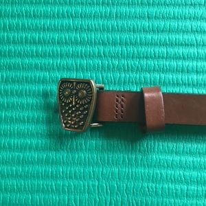 Owl buckle statement belt